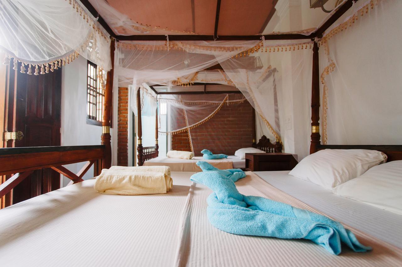 Sunny Family Hotel Унаватуна Екстериор снимка